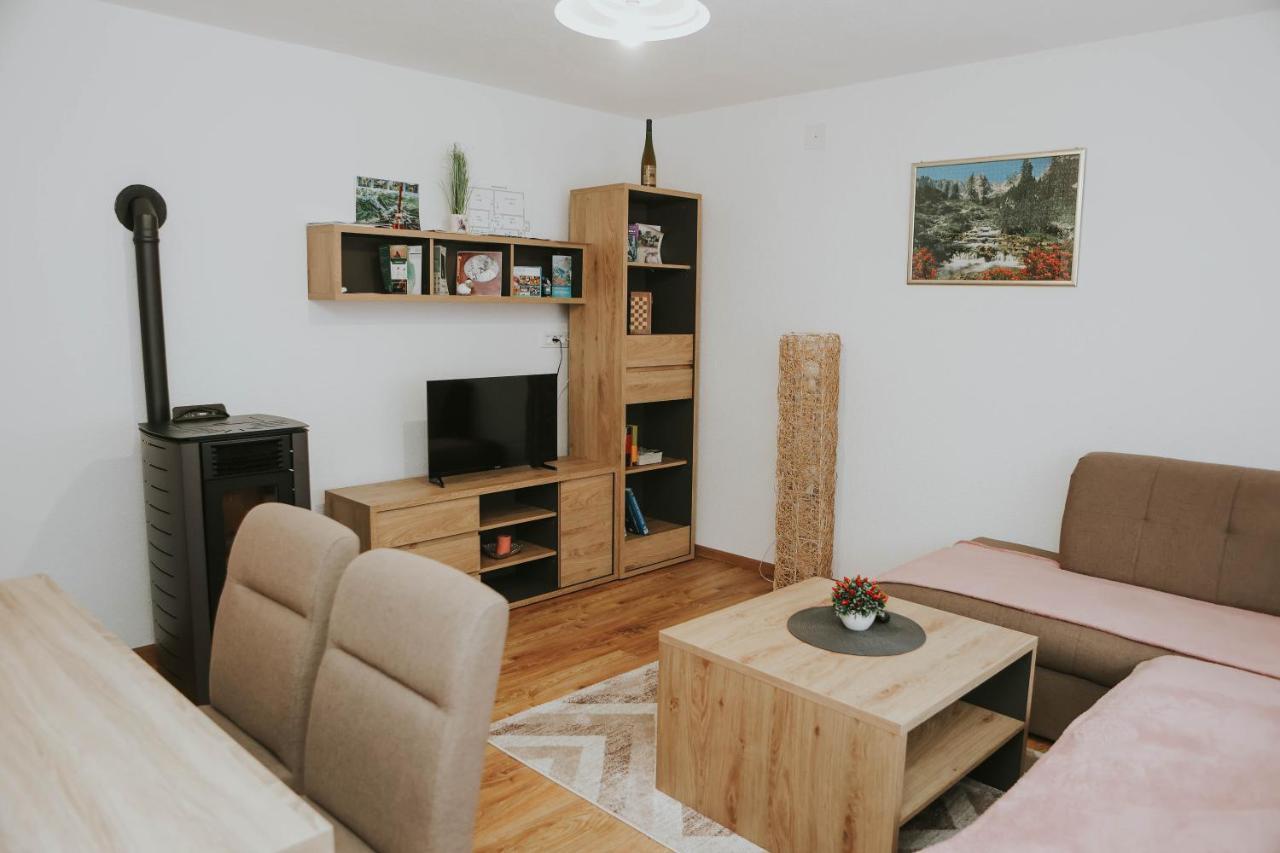 I&T Apartman Gospić Екстериор снимка