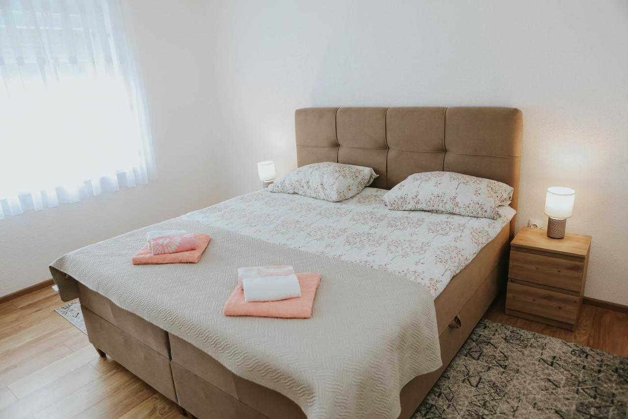 I&T Apartman Gospić Екстериор снимка