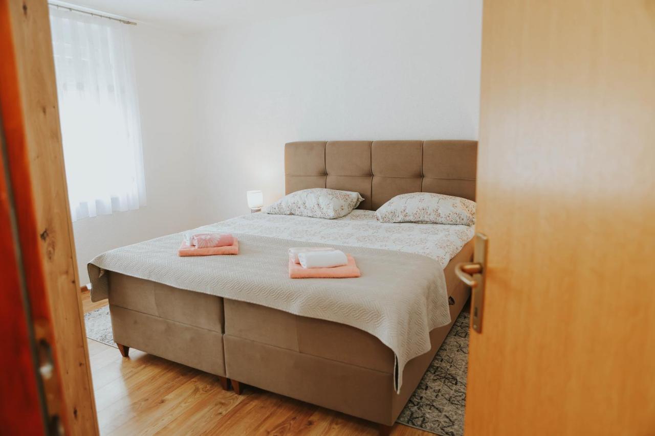 I&T Apartman Gospić Екстериор снимка