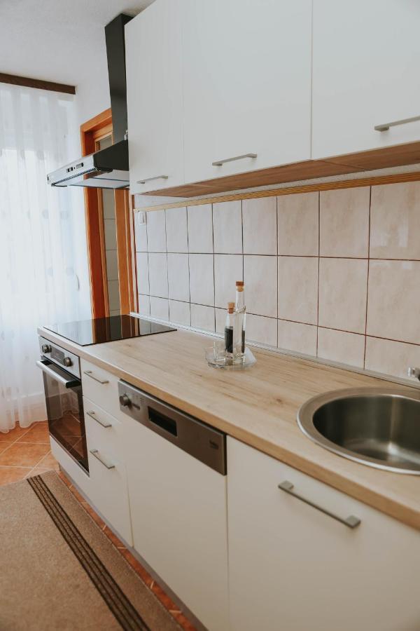 I&T Apartman Gospić Екстериор снимка