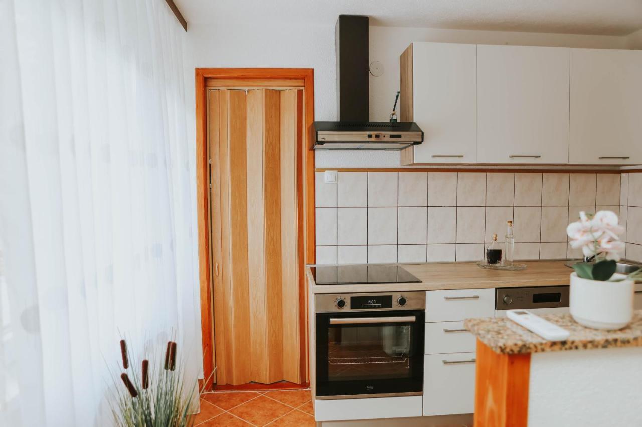 I&T Apartman Gospić Екстериор снимка